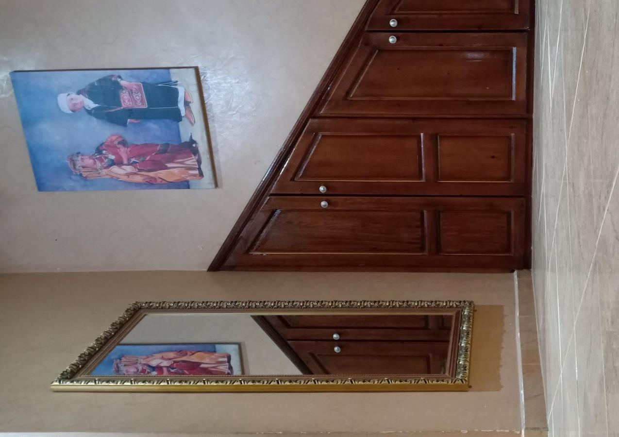 L'Art Chez Omar Daire Azrou Dış mekan fotoğraf